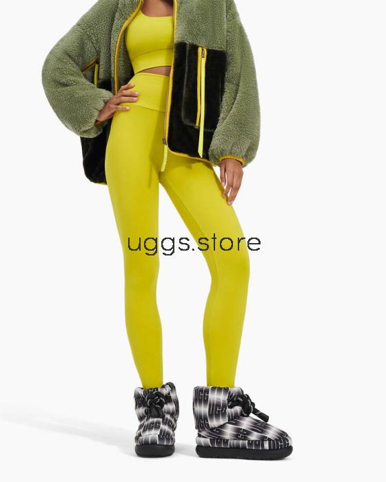 Classic Maxi Short Wavelength - uggs.store