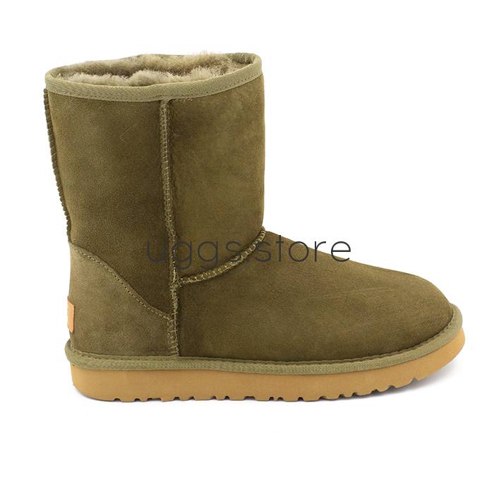 Classic Short II Boot Kid's Khaki - uggs.store